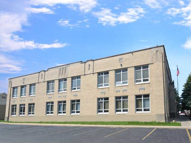 Photo of HARTFORD SQUARE APTS. Affordable housing located at 202 E CHESTNUT ST HARTFORD CITY, IN 47348