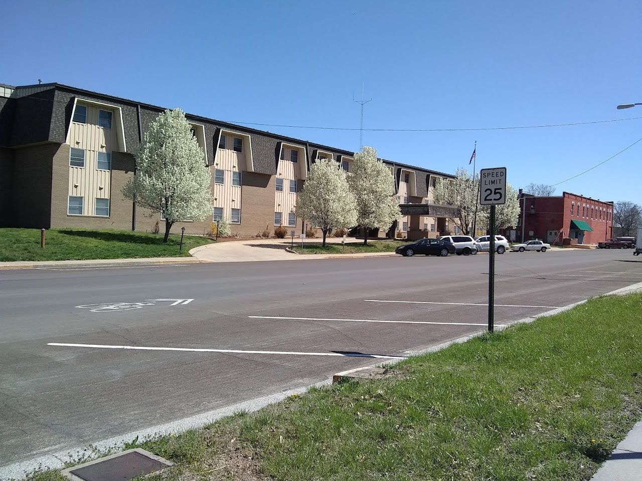 Photo of Iola Housing Authority. Affordable housing located at 217 N WASHINGTON Avenue IOLA, KS 66749