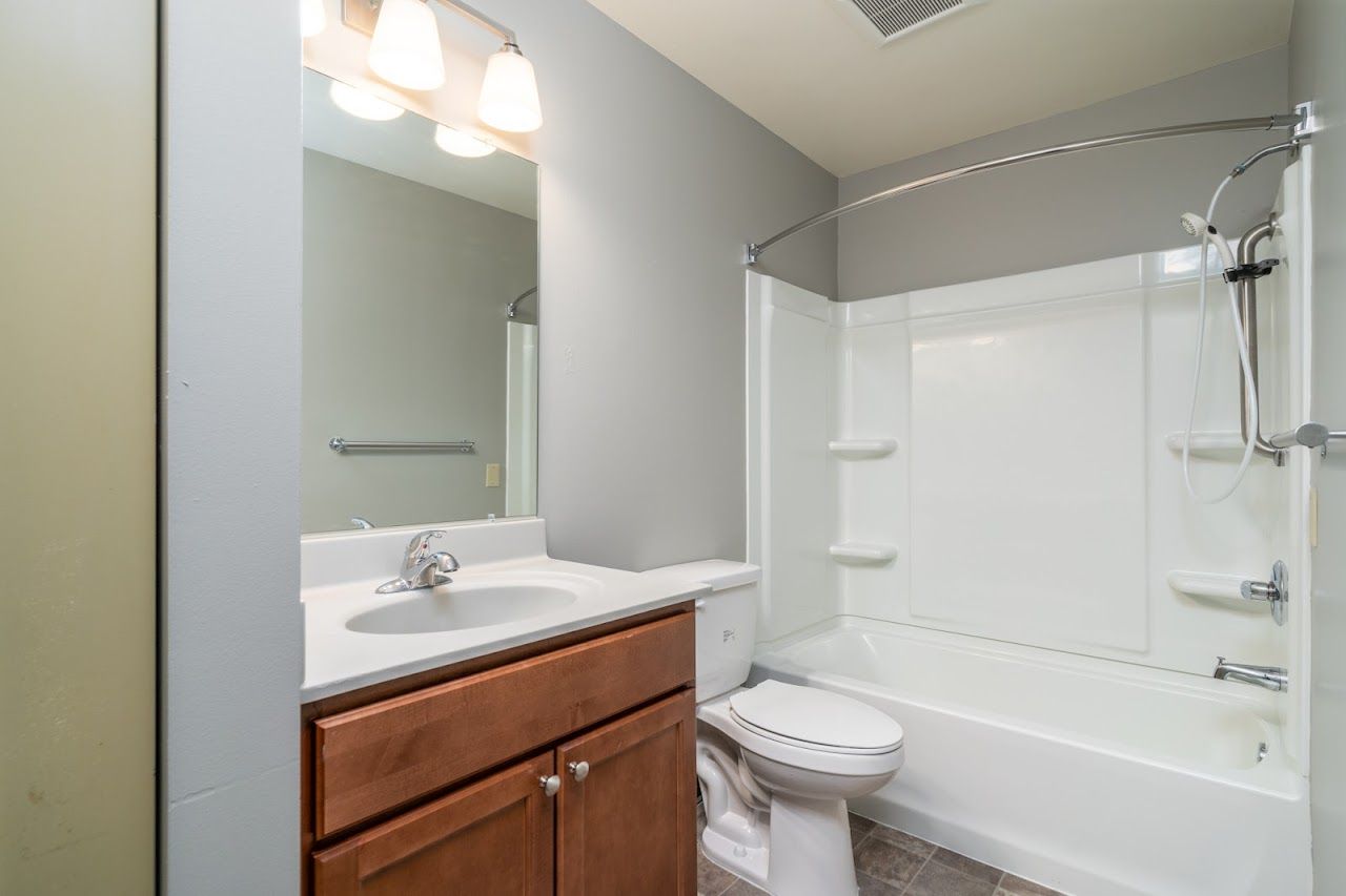 Photo of Columbia Square East Apartments at 2505 13th Ave S Grand Forks, ND 58201