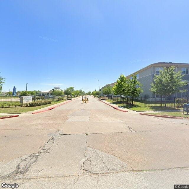 Photo of POINTE AT CRESTMONT. Affordable housing located at 5602 SELINSKY ROAD HOUSTON, TX 77048
