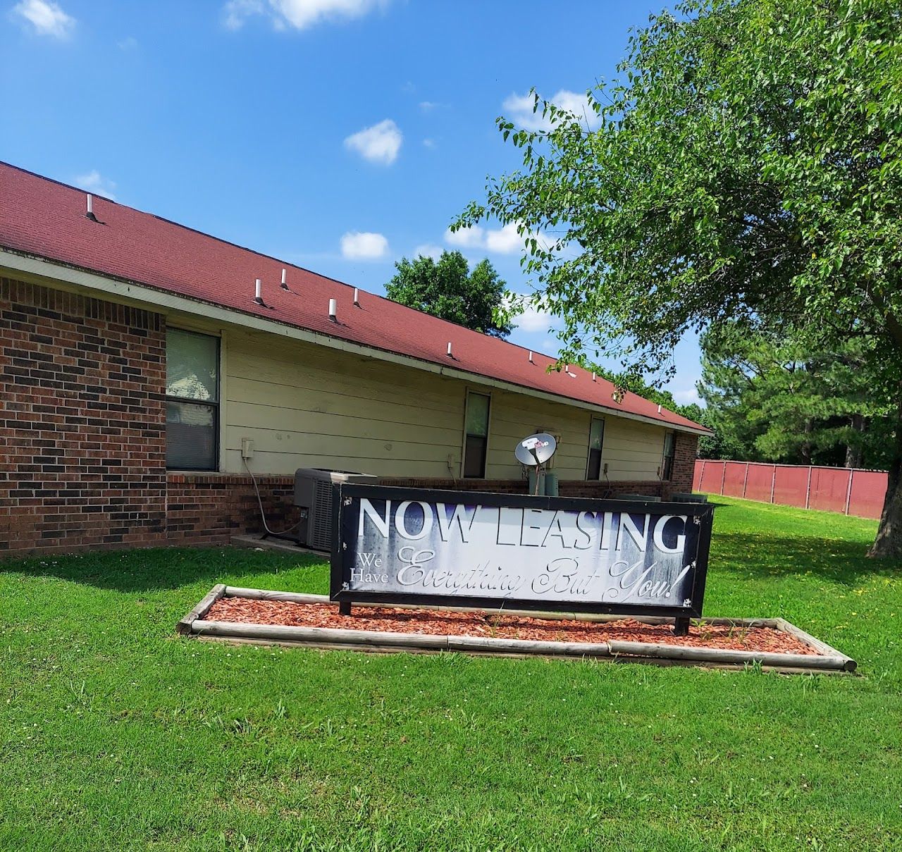 Photo of STONEBROOK PARK OF TAHLEQUAH. Affordable housing located at 650 STONEBROOK DR TAHLEQUAH, OK 74464