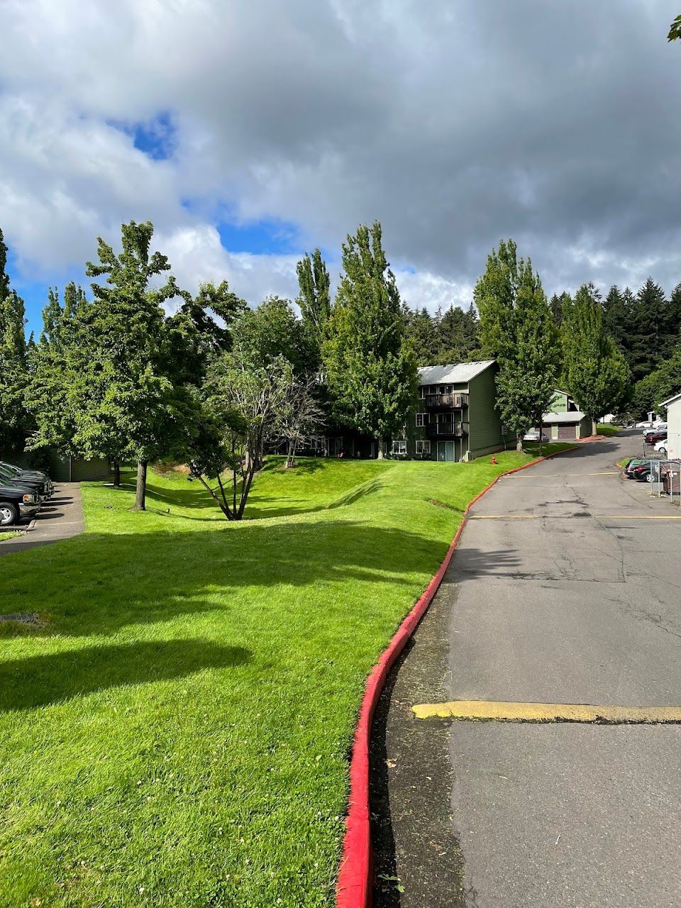 Photo of RIDGECREST TIMBERS APTS. Affordable housing located at 8870 N COLUMBIA BLVD PORTLAND, OR 97203