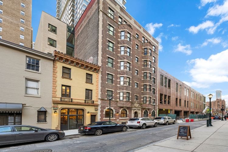 Photo of Ronan Flats. Affordable housing located at 1904 Sansom St Philadelphia, PA 19103