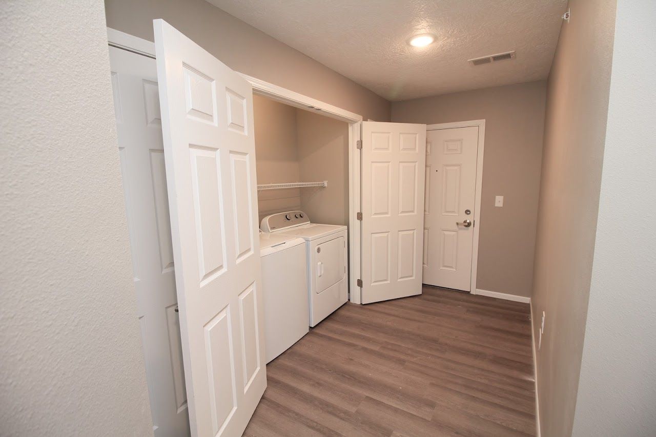 Photo of VINEYARD HEIGHTS APARTMENTS at 6101 SOUTH VINEYARD AVENUE SIOUX FALLS, SD 57108