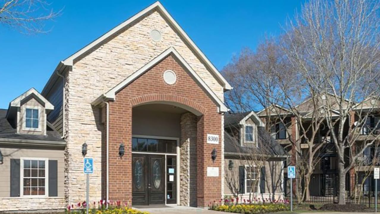 Photo of Bellfort Pines Apartments at 8300 Canyon St Houston, TX 77051