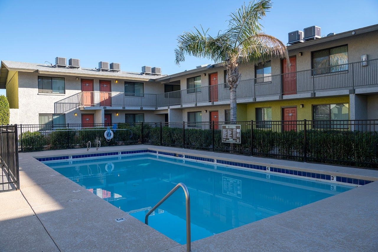 Photo of DESERT WILLOW APARTMENTS (FKA ARIZONA SUN APARTMENTS). Affordable housing located at 1895 E. DON CARLOS AVENUE TEMPE, AZ 85821