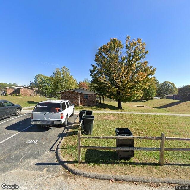 Photo of Grundy Housing Authority. Affordable housing located at 100 RAULSTON Avenue MONTEAGLE, TN 37356