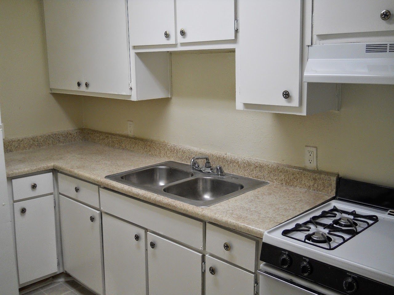 Photo of OAK FOREST APARTMENTS (SCOTTDALE). Affordable housing located at 338 HATTON DR SCOTTDALE, GA 30079