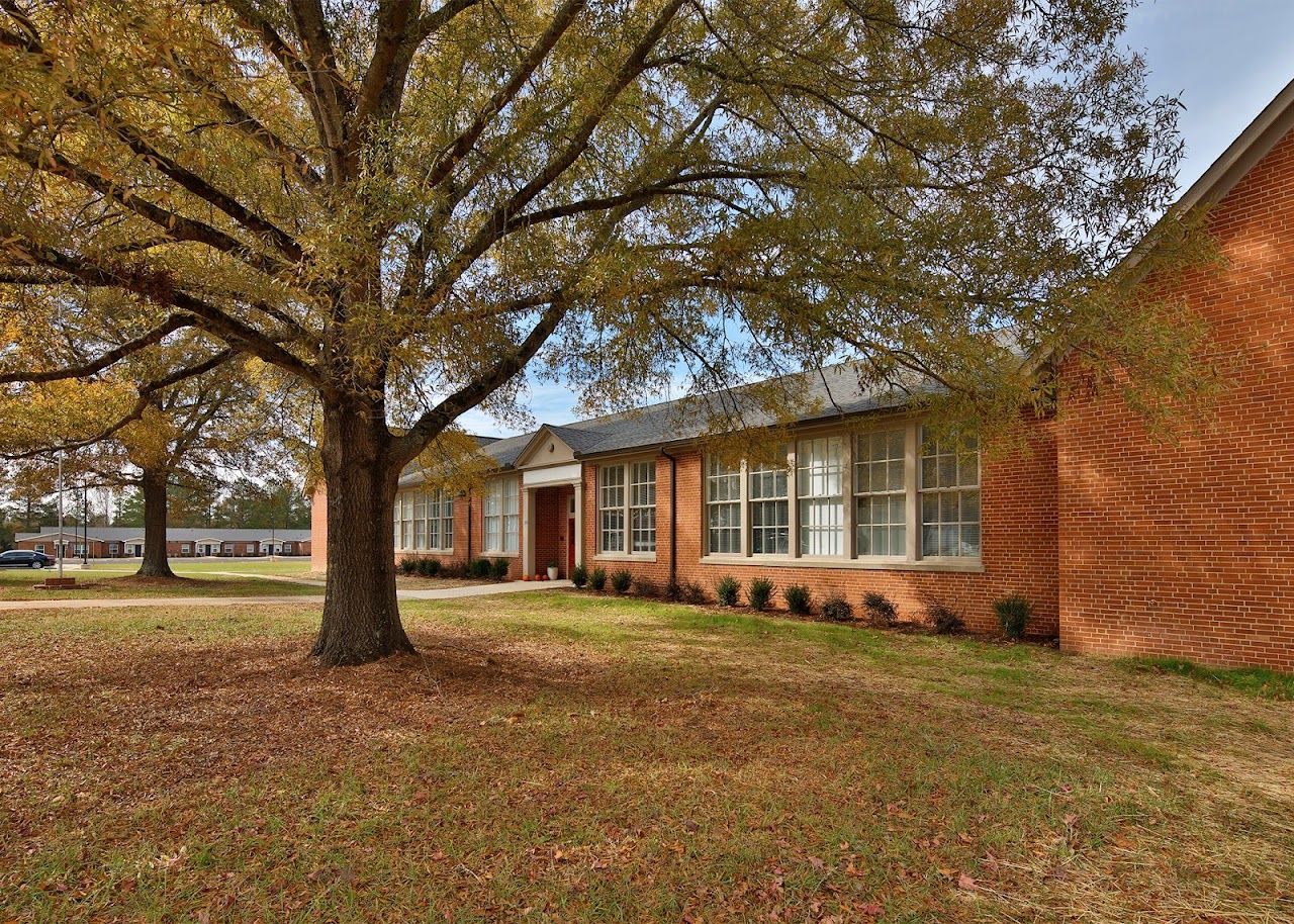 Photo of GROOM SCHOOL. Affordable housing located at 1050 PLANK ROAD SOUTH HILL, VA 23970