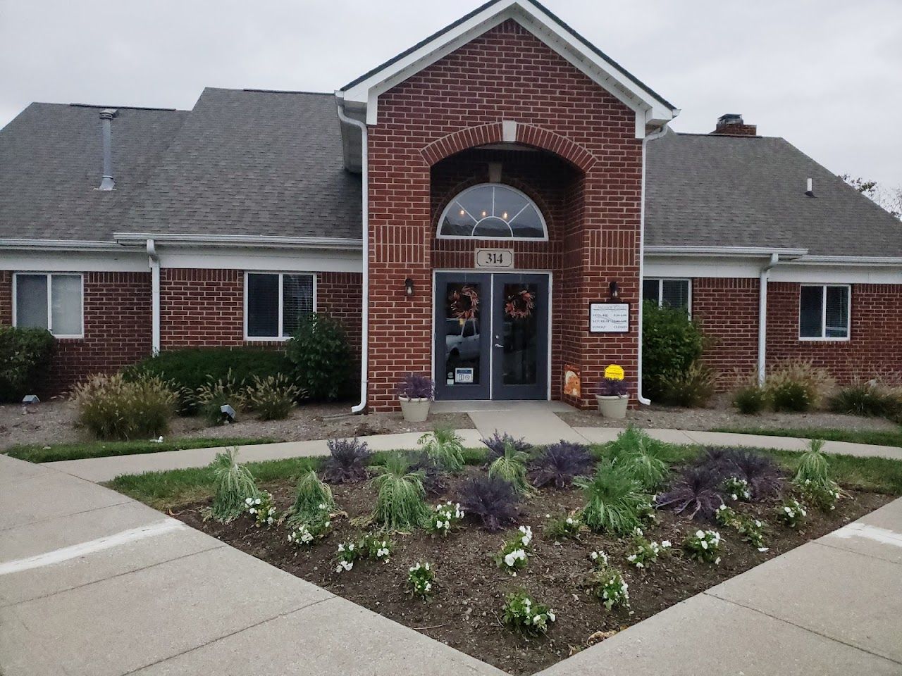 Photo of LAKEVIEW COURT APTS. Affordable housing located at 314 GREAT LAKES DR NOBLESVILLE, IN 46060