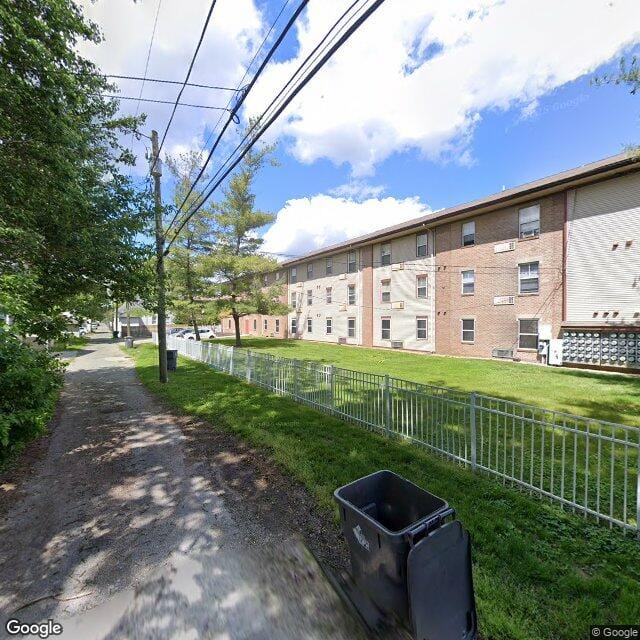 Photo of Kenwood Place Apartments at 105 W 23rd St Indianapolis, IN 46208