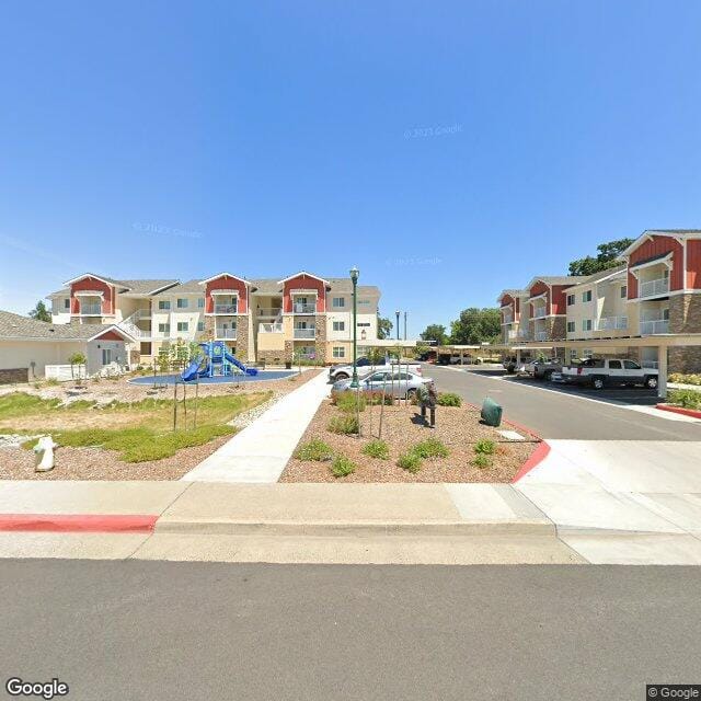 Photo of FORD OAKS APARTMENTS at 180 FORD AVENUE GRIDLEY, CA 95948