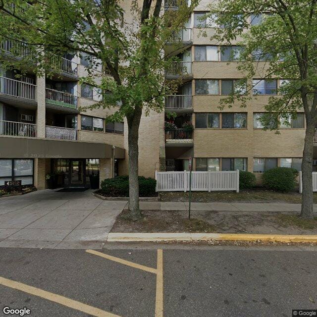 Photo of DOVER HILL. Affordable housing located at 2400 RHODE ISLAND AVE N GOLDEN VALLEY, MN 55427