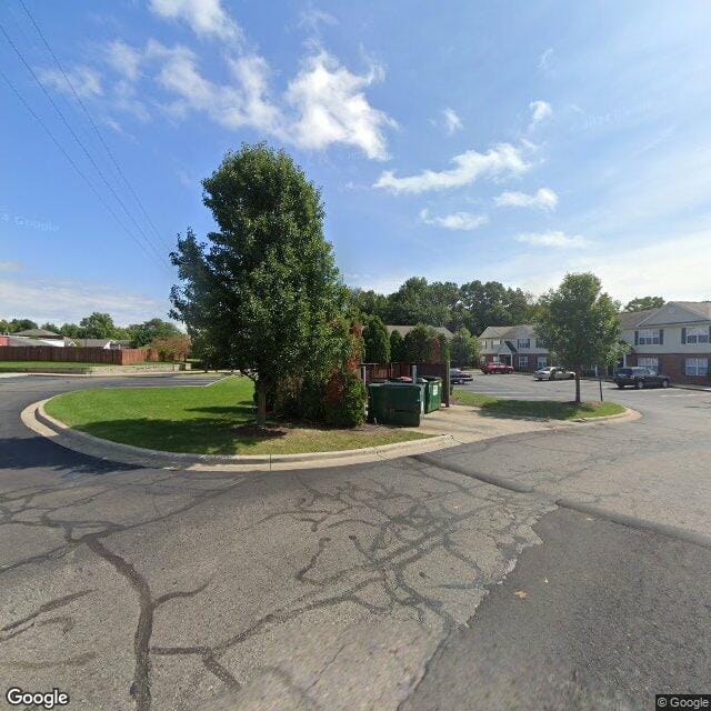 Photo of BIG BEND APTS at 2210 GULL RD KALAMAZOO, MI 49048