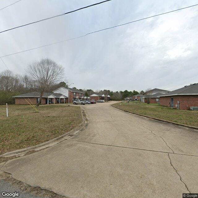 Photo of AMBERWOOD VILLAS. Affordable housing located at 240 AMBERWOOD DR SULLIGENT, AL 35586