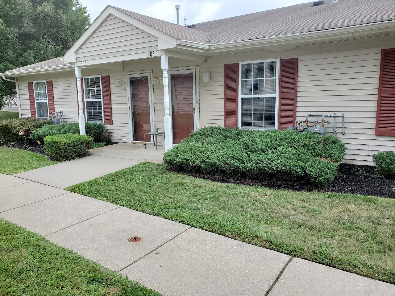 Photo of TAUNTON RUN SENIOR HOUSING. Affordable housing located at 401 EAST TAUNTON AVENUE BERLIN TOWNSHIP, NJ 08091