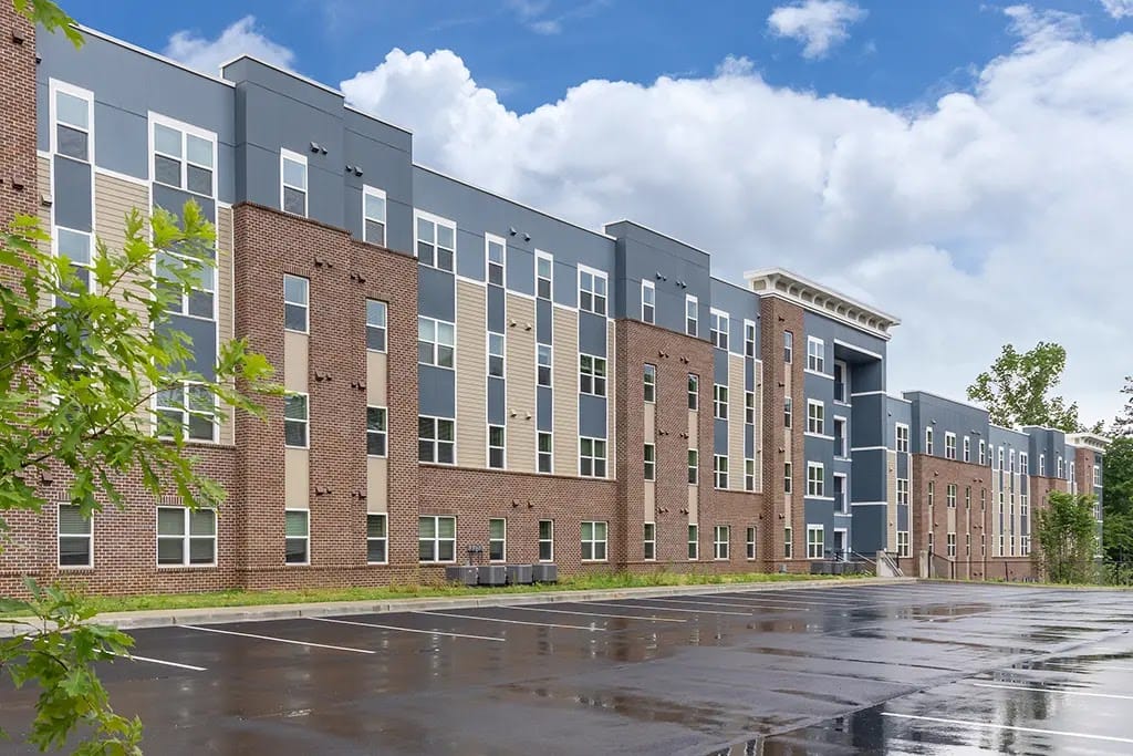 Photo of RESERVE AT HOLLYWOOD at 1634 HOLLYWOOD ROAD NORTHWEST ATLANTA FULTON, GA 30318
