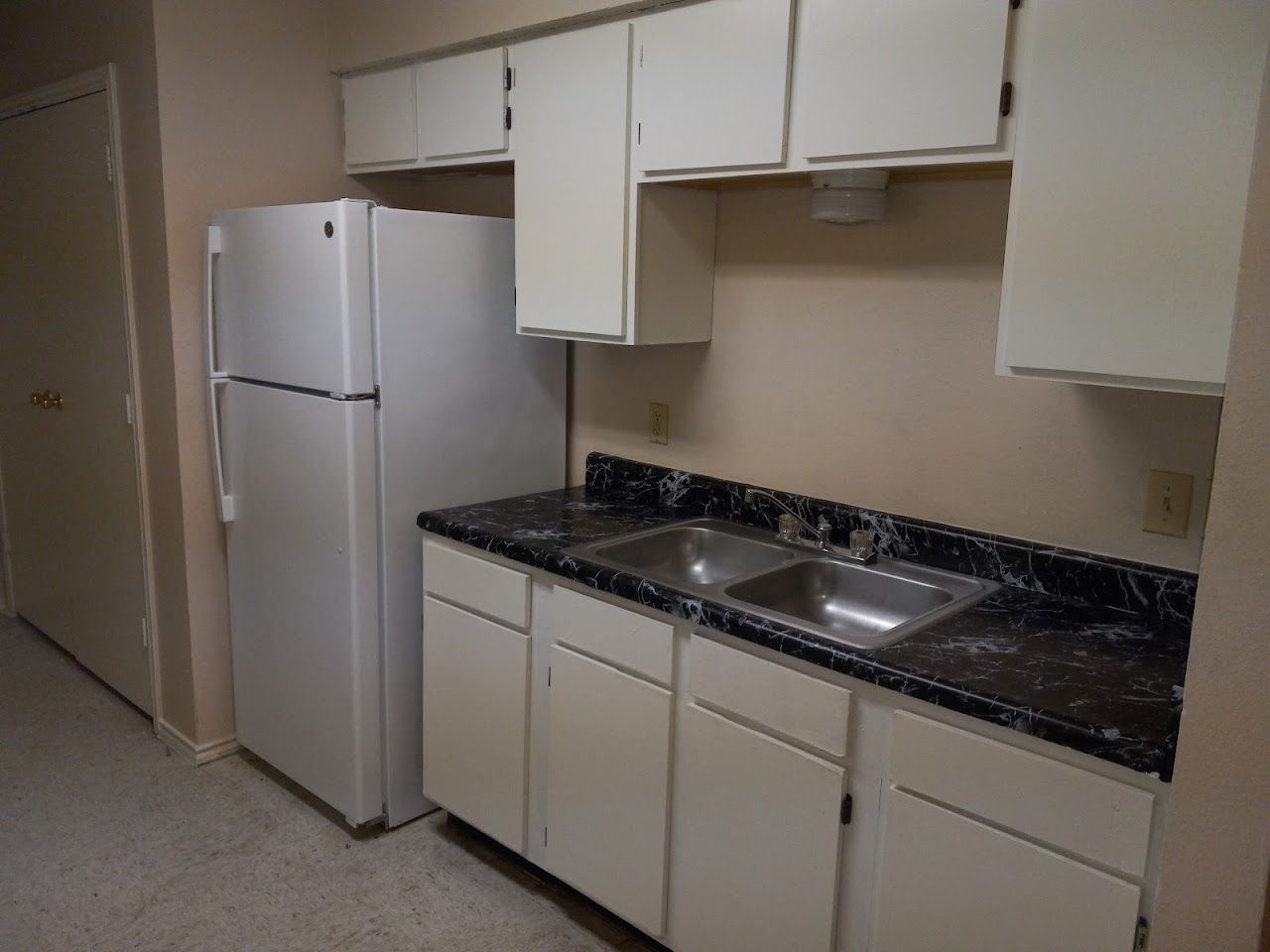 Photo of Woodland Apartments at 500 W 17th St Mount Pleasant, TX 75455