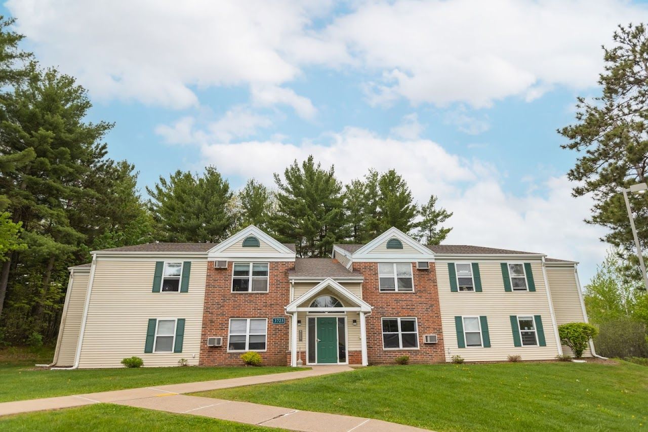 Photo of Weston Pines. Affordable housing located at 3901 Weston Pines Ln Schofield, WI 54476