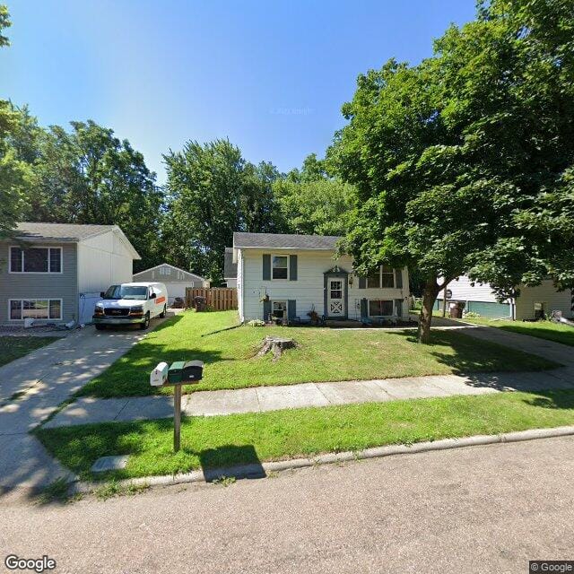 Photo of 4100 WEST HILLMONT at 4100 W HILLMONT RD PEORIA, IL 61615