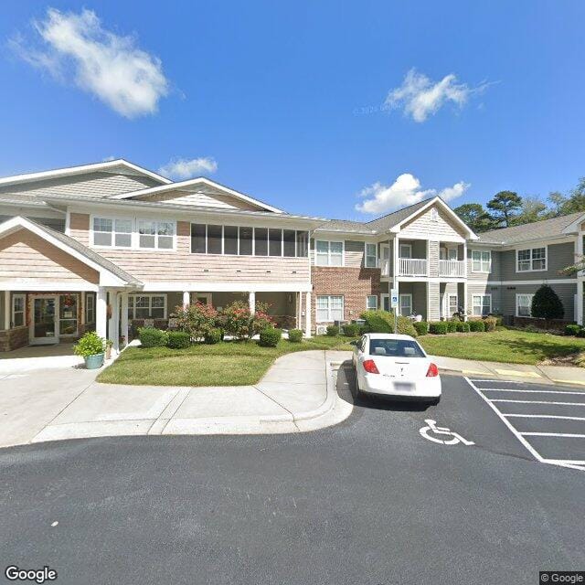 Photo of OAK HAVEN. Affordable housing located at 1308 OLD SPARTANBURG RD HENDERSONVILLE, NC 28792