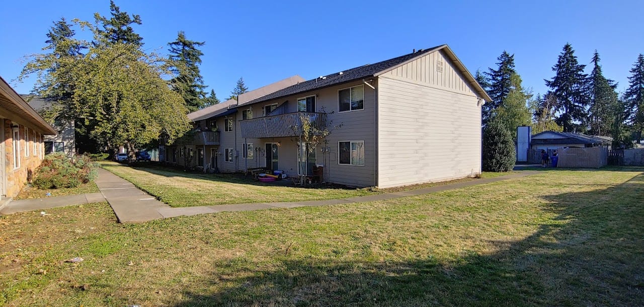 Photo of SCOTT CREST PLAZA APTS at 13223 SE POWELL BLVD PORTLAND, OR 97236