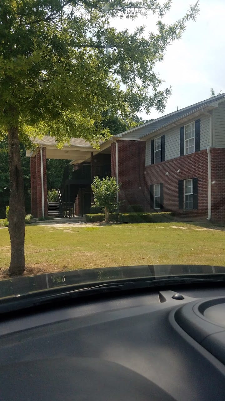 Photo of LIVINGSTON OAKS APTS. Affordable housing located at 5401 LIVINGSTON OAKS CIR BIRMINGHAM, AL 35215