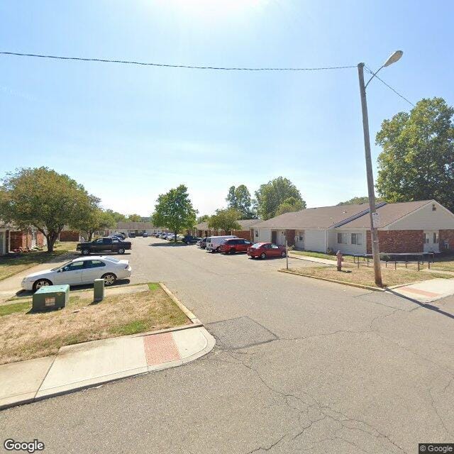 Photo of LANCASTER CLUB APARTMENTS. Affordable housing located at 180 SELLS ROAD LANCASTER, OH 43130