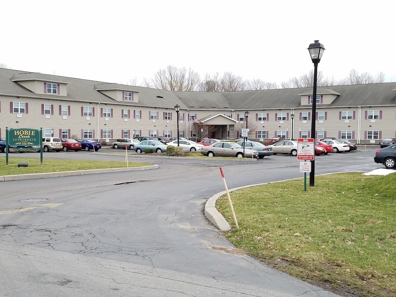 Photo of HOBIE CREEK APTS at 111 BROWER RD IRONDEQUOIT, NY 14622