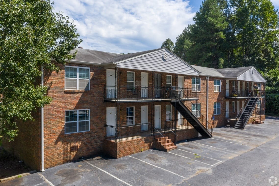 Photo of Dallas Terrace. Affordable housing located at 389 Old Acworth Rd Dallas, GA 30132