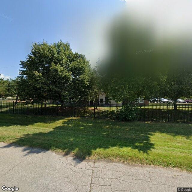 Photo of Vista Villa Apartments at 3650 Hess Ave Saginaw, MI 48601