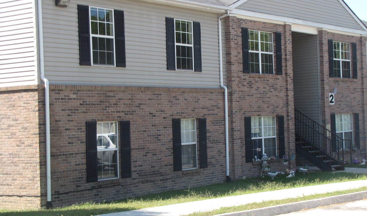 Photo of WHITE OAKS APTS at 114 HOLT SPUR DR JAMESTOWN, TN 38556