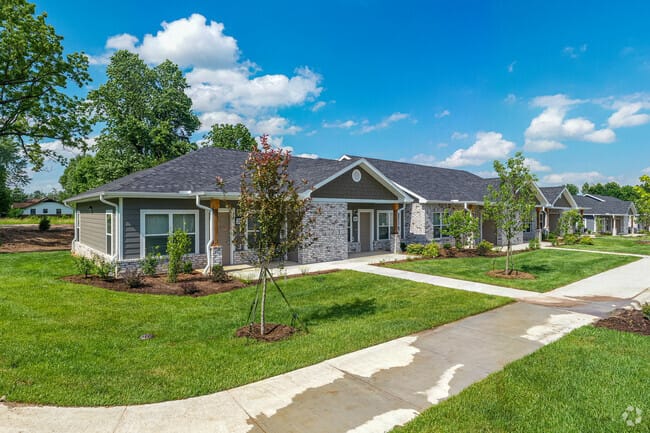 Photo of FRISCO SENIOR VILLAGE II at 620 SOUTH OAKLAND AVENUE BOLIVAR, MO 65613