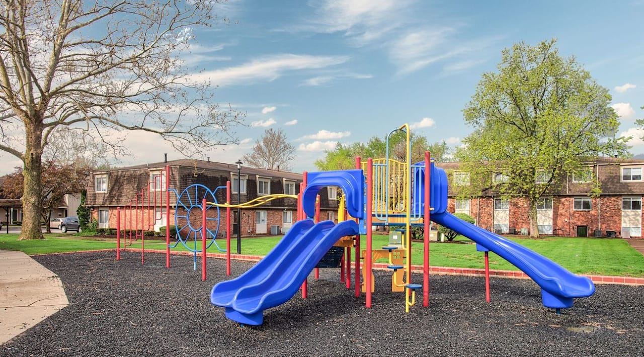 Photo of REGENCY PARK APARTMENTS PHASE 2 at 5524 RUE ROYALE INDIANAPOLIS, IN 46227