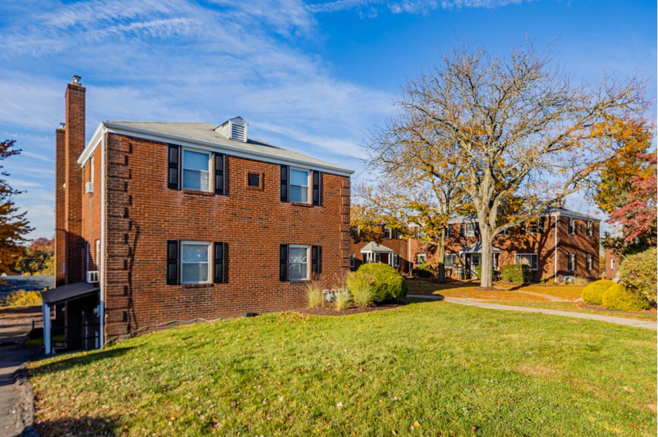 Photo of Skytop Village. Affordable housing located at 1661 Skyline Dr Pittsburgh, PA 15227