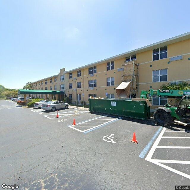 Photo of Palm Harbor Apartments at 1081 Palm Ave North Fort Myers, FL 33903