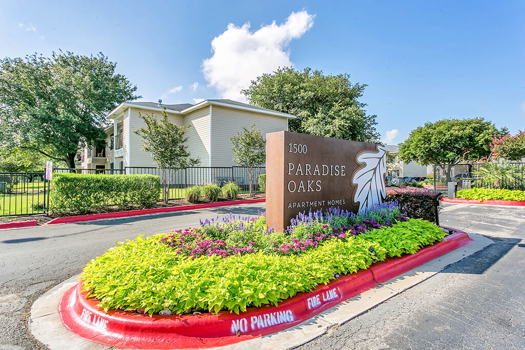 Photo of Paradise Oaks at 1500 Faro Dr Austin, TX 78741