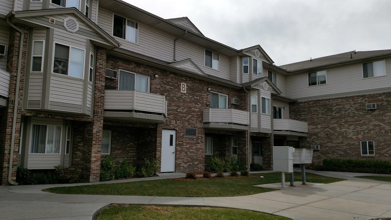 Photo of EASTGLEN APTS. Affordable housing located at 630 LASHLEY ST LONGMONT, CO 80504