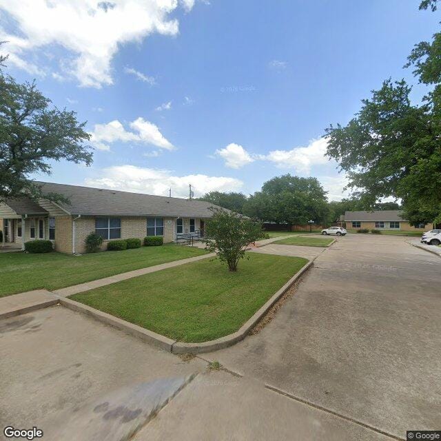 Photo of AUTUMN VILLAS. Affordable housing located at 100 AUTUMN VILLAS DR LORENA, TX 76655