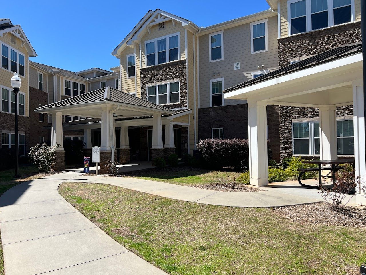 Photo of POINSETT COMMONS APARTMENTS. Affordable housing located at 121 POINSETT COMMONS DRIVE TRAVELERS REST, SC 29690