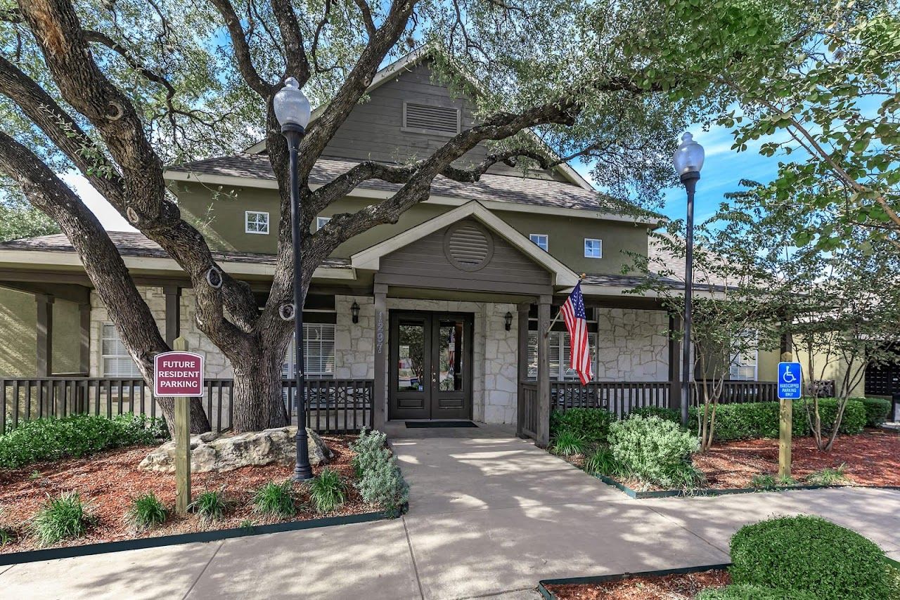 Photo of WESTCREEK TOWNHOMES. Affordable housing located at 1297 W LOOP 1604 N SAN ANTONIO, TX 78251