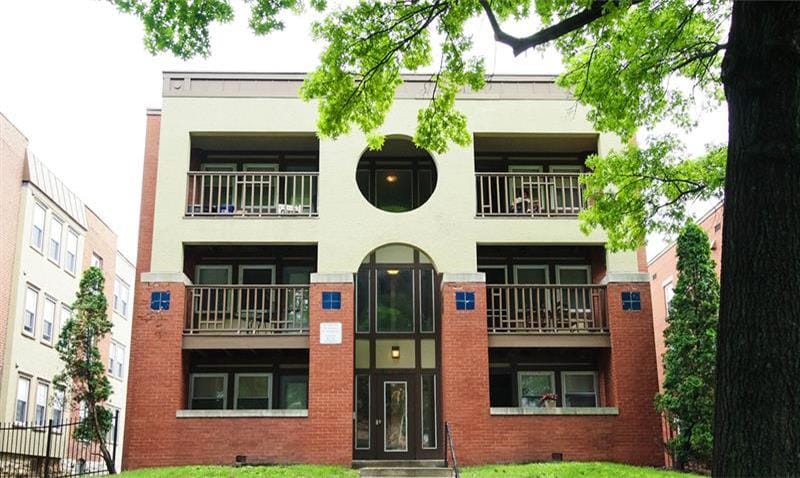 Photo of JUSTIN PLACE APTS at 2607 E 29TH ST KANSAS CITY, MO 64128