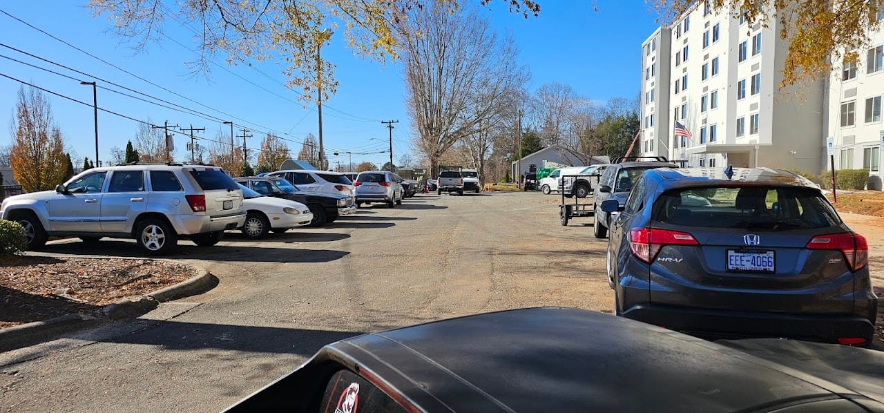 Photo of WINSTON SUMMIT APARTMENTS. Affordable housing located at 137 COLUMBINE DRIVE WINSTON SALEM, NC 27106