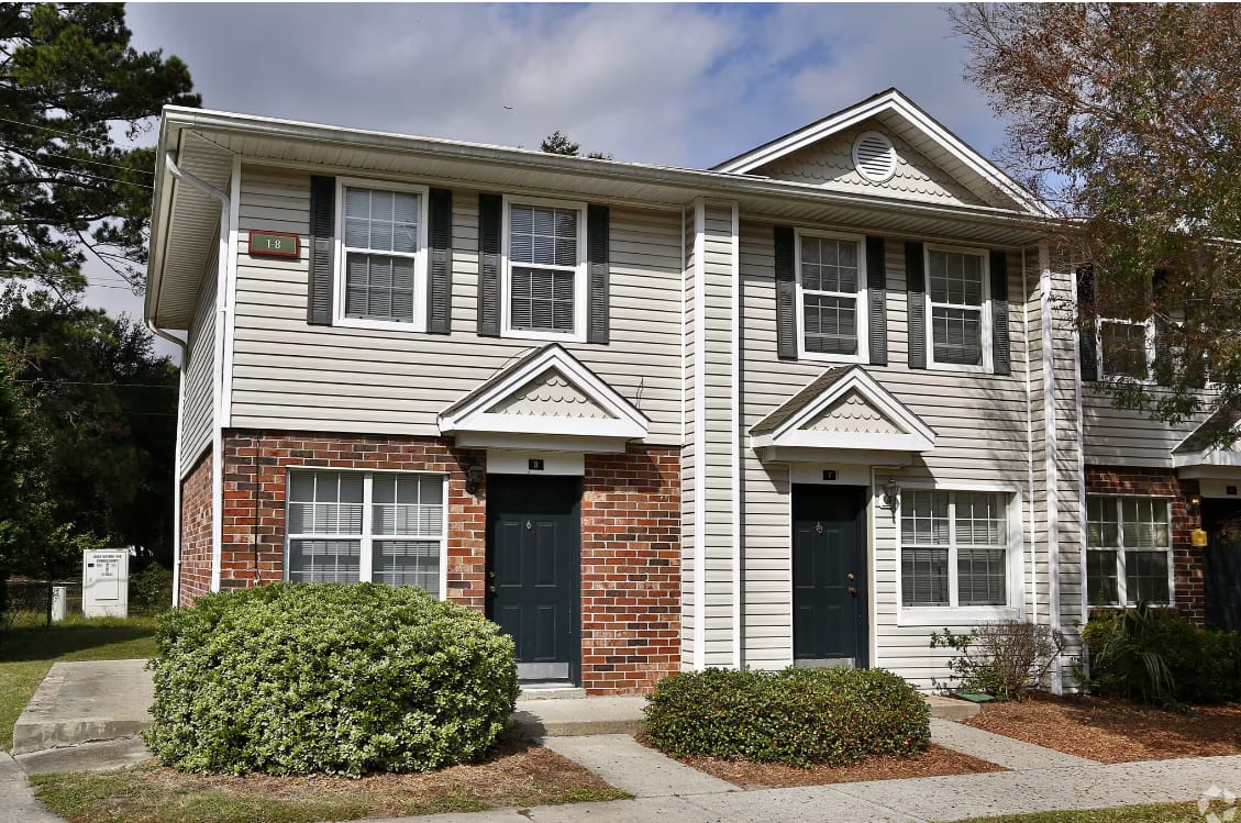 Photo of LIVE OAK PLANTATION. Affordable housing located at 8505 WATERS AVE SAVANNAH, GA 31406