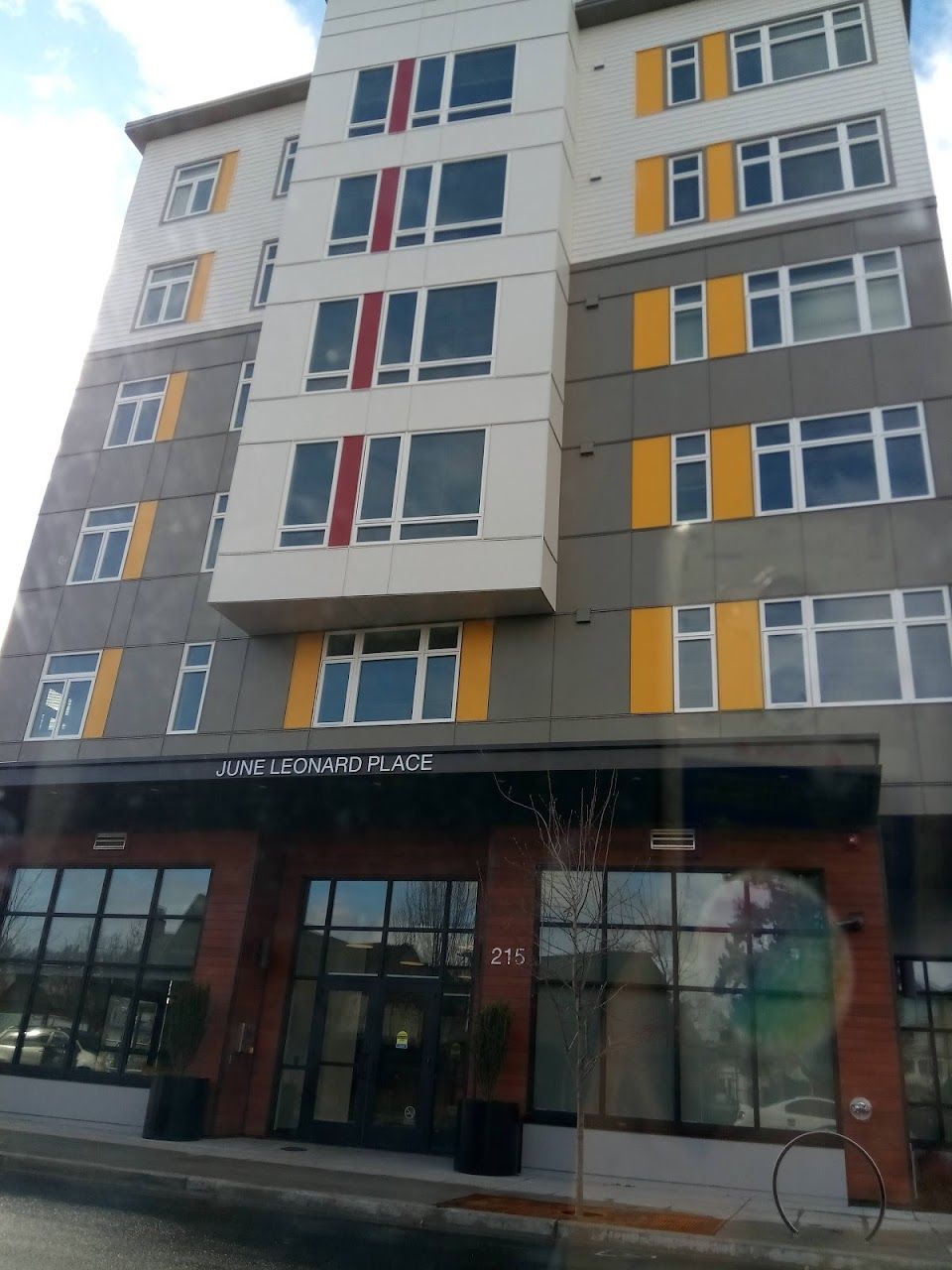 Photo of JUNE LEONARD PLACE. Affordable housing located at 215 WHITWORTH AVENUE SOUTH RENTON, WA 98057