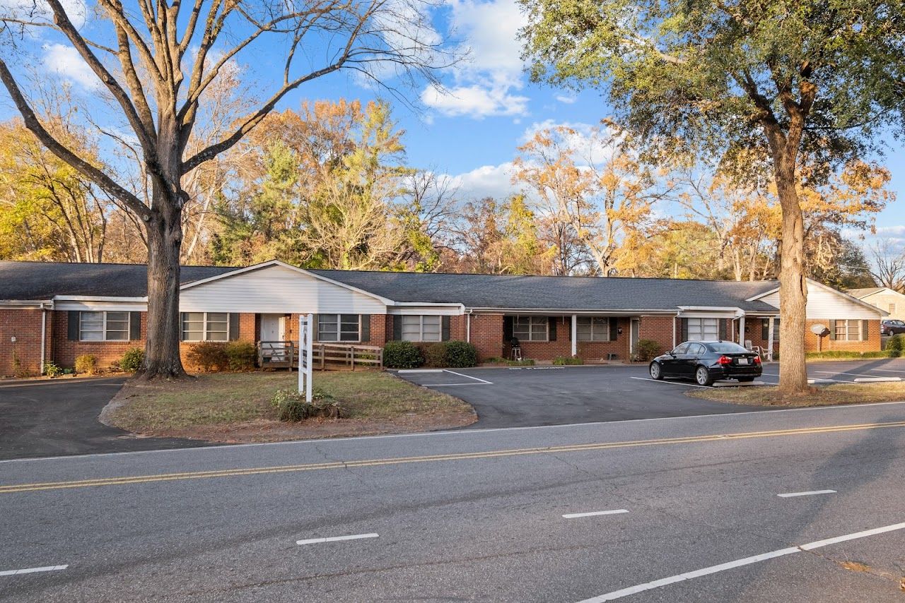 Photo of Cambridge Commons. Affordable housing located at 1012 S Washington St Shelby, NC 28152