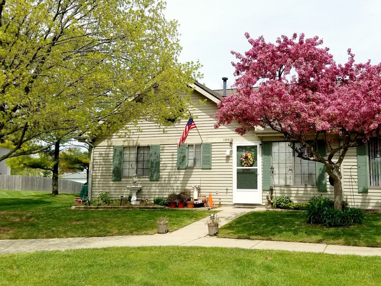 Photo of OXFORD APTS. Affordable housing located at 1245 OXFORD MANOR CT SOUTH LYON, MI 48178