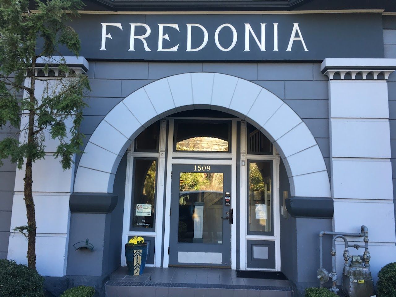 Photo of Fredonia. Affordable housing located at 1509 E Mercer St Seattle, WA 98112