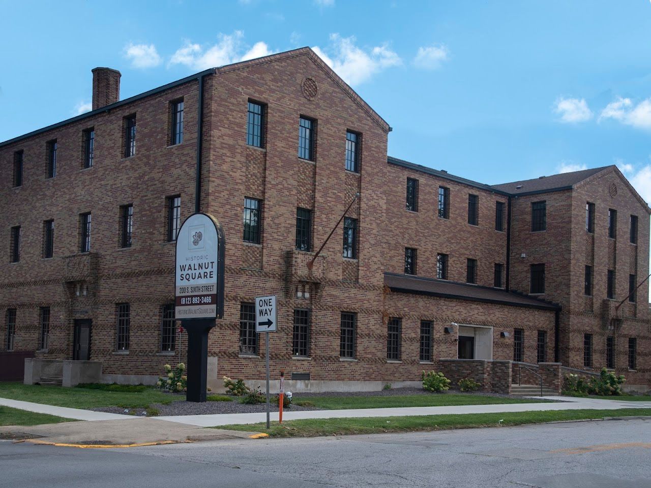 Photo of HISTORIC WALNUT SQUARE at 200 S SIXTH ST TERRE HAUTE, IN 47807