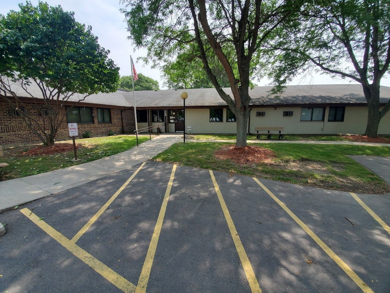 Photo of DeForest Housing Authority. Affordable housing located at 509 N MAIN Street DE FOREST, WI 53532
